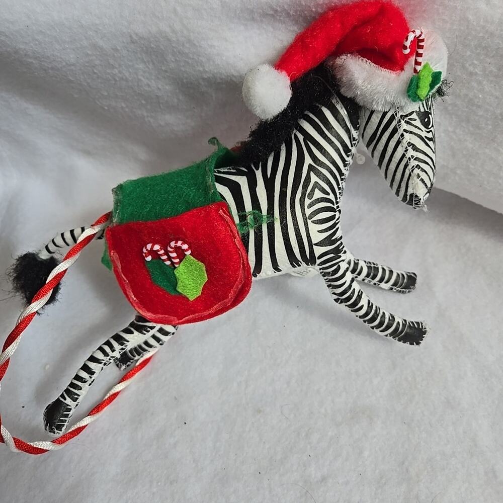 2007 Annalee Candycane Zebra 8” x 4.5” Doll Cozy Christmas Festive Needs Work